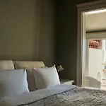Hotel Syrou Melathron 4*