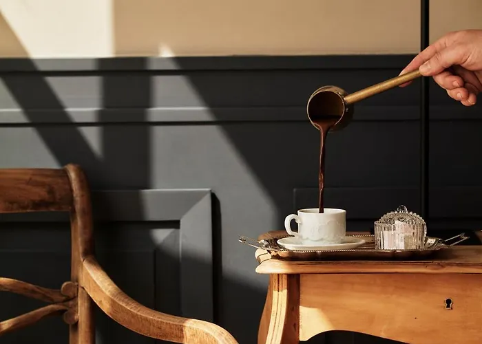 Syrou Melathron Ermoupoli