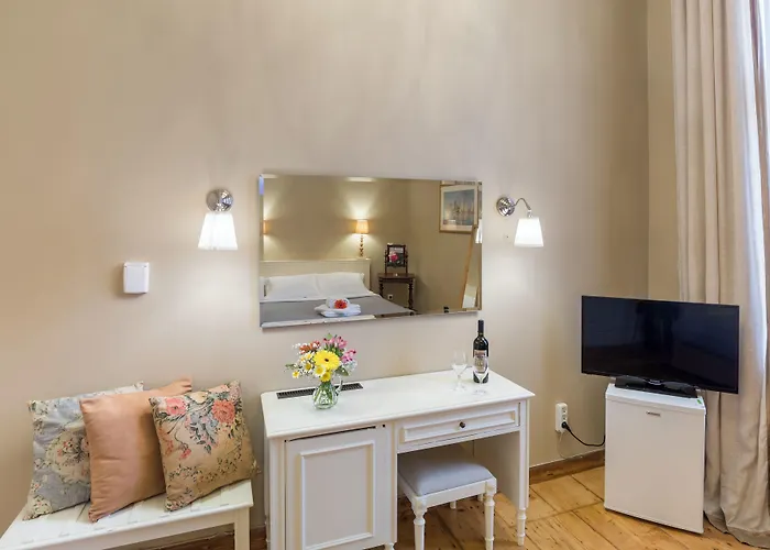 Syrou Melathron Ermoupoli