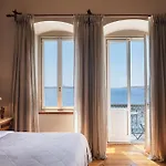 Hotel Syrou Melathron