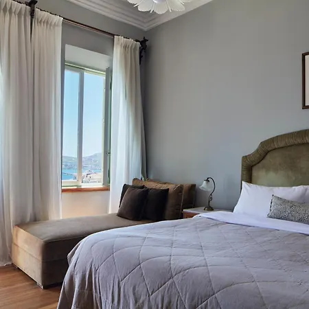 Syrou Melathron Hotel