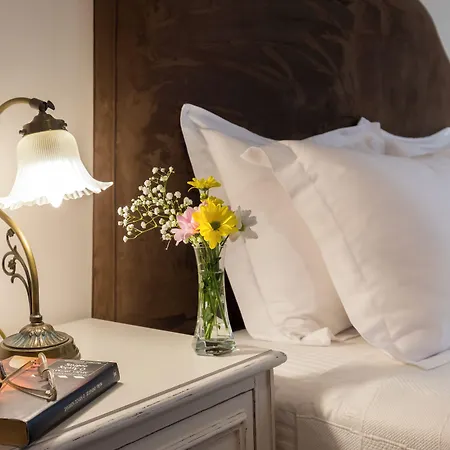 Syrou Melathron Ermoupoli