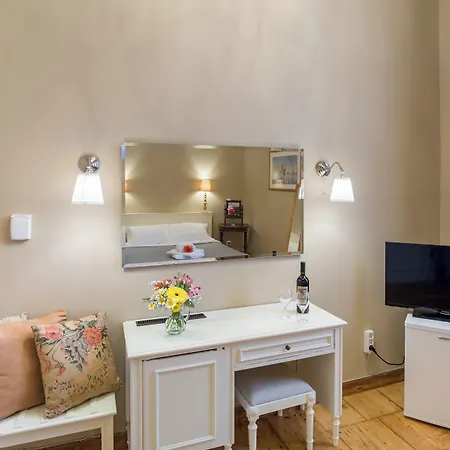 Syrou Melathron Ermoúpoli