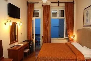 Syrou Melathron Hotel