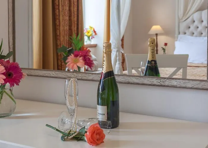 Syrou Melathron Hotel 4*