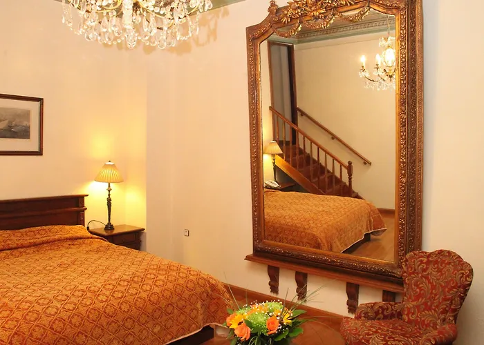 Syrou Melathron Ermoupoli