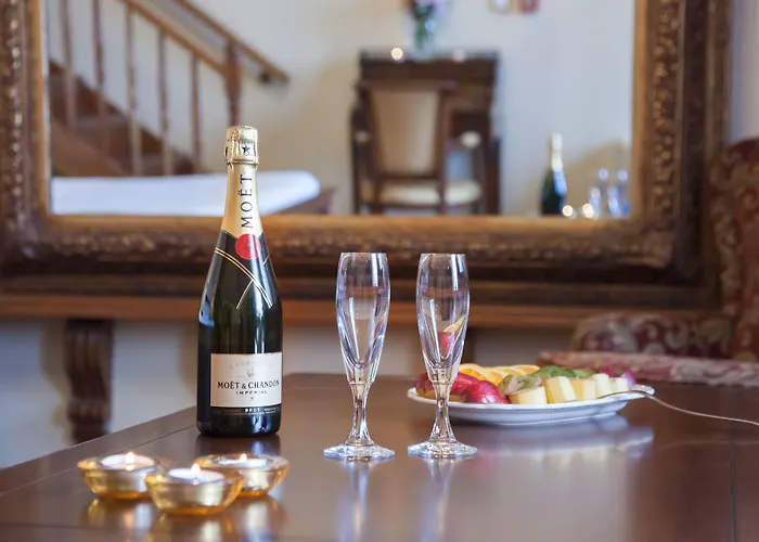 Hotel Syrou Melathron