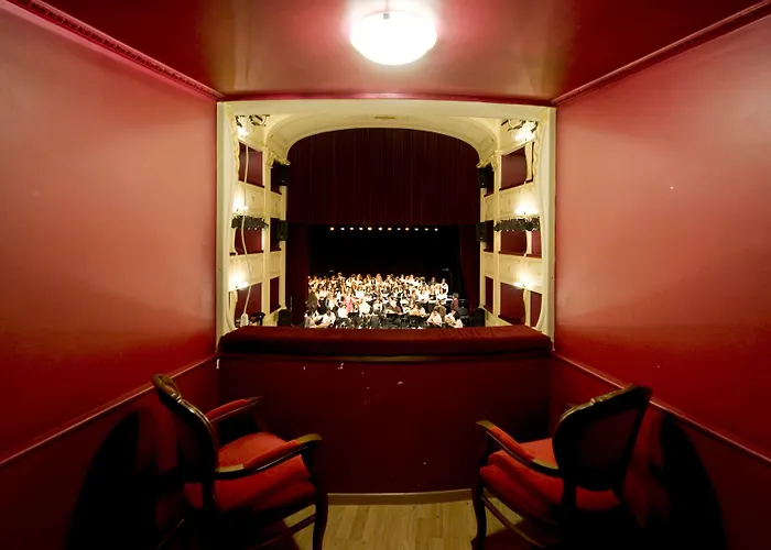 Syrou Melathron Otel Ermoupoli